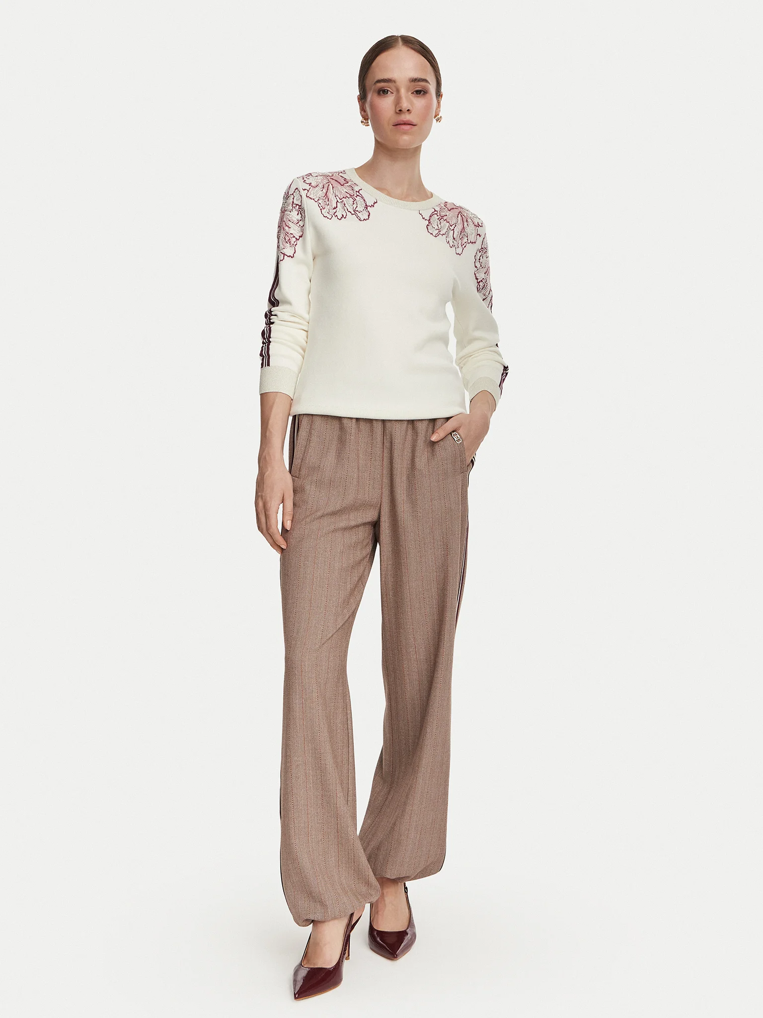 liu-jo-sport-maglione-tf6094-ms49i-crema-regular-fit-0000306071186 (1)